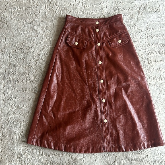 No 6. store leather skirt size 0 - Picture 3 of 7